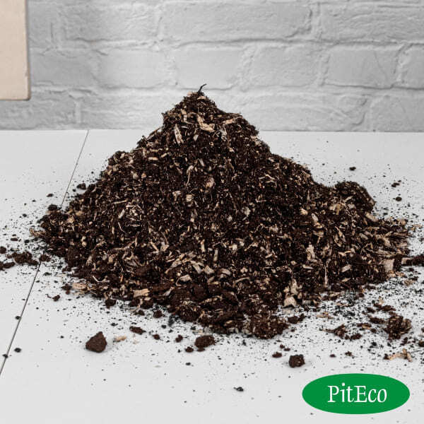 Торфяная смесь Piteco для биотуалетов 20л.